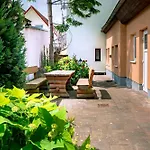 CBlue Apartmenthaus Captain Hook